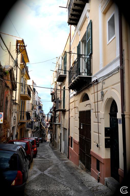 Domus Osterio Magno Apartamento Cefalù Exterior foto